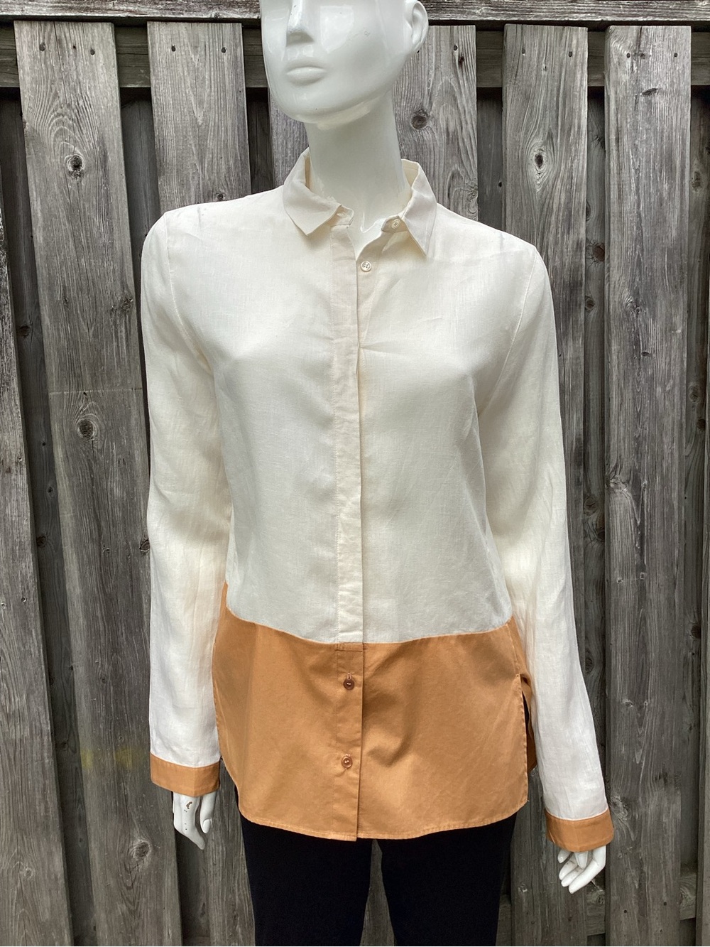 Akris Two-Tone Button-Down Shirt in Cream and Tan